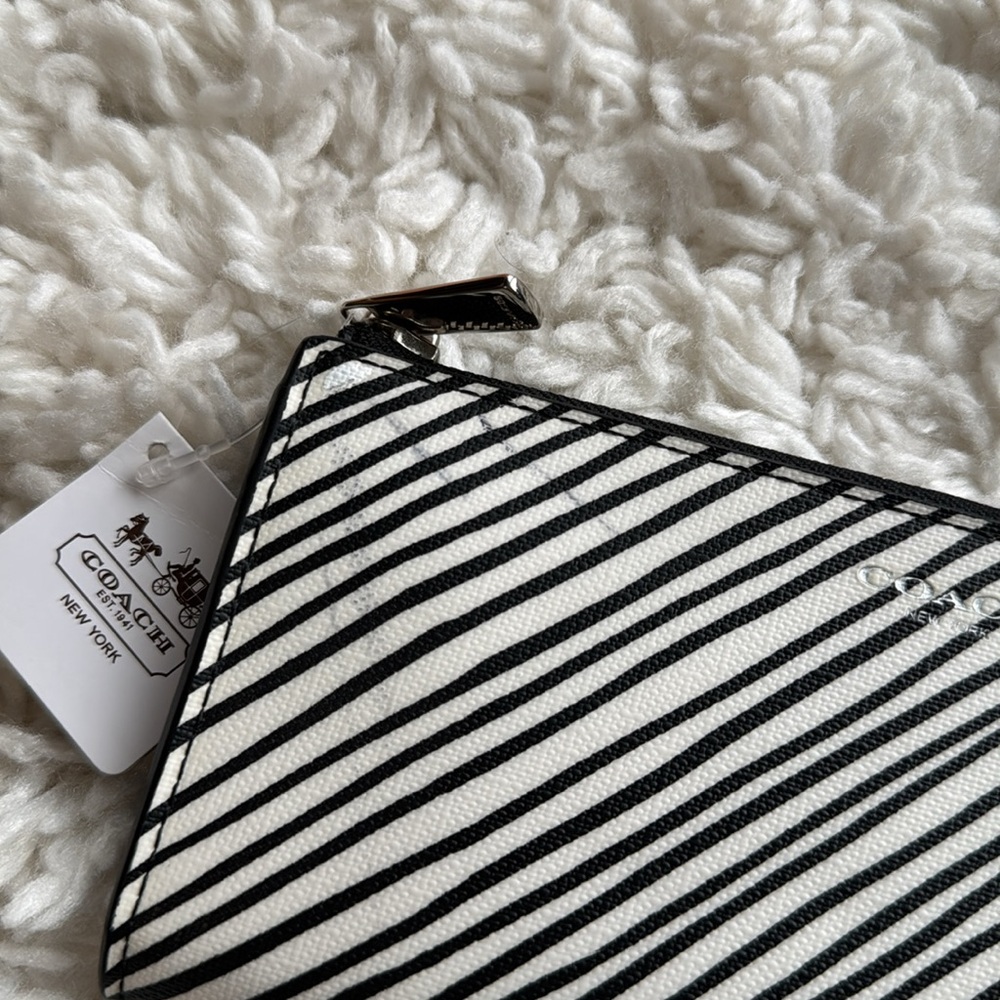 🆕 Coach Coated Canvas‎ Wallet - Picture 2 of 6